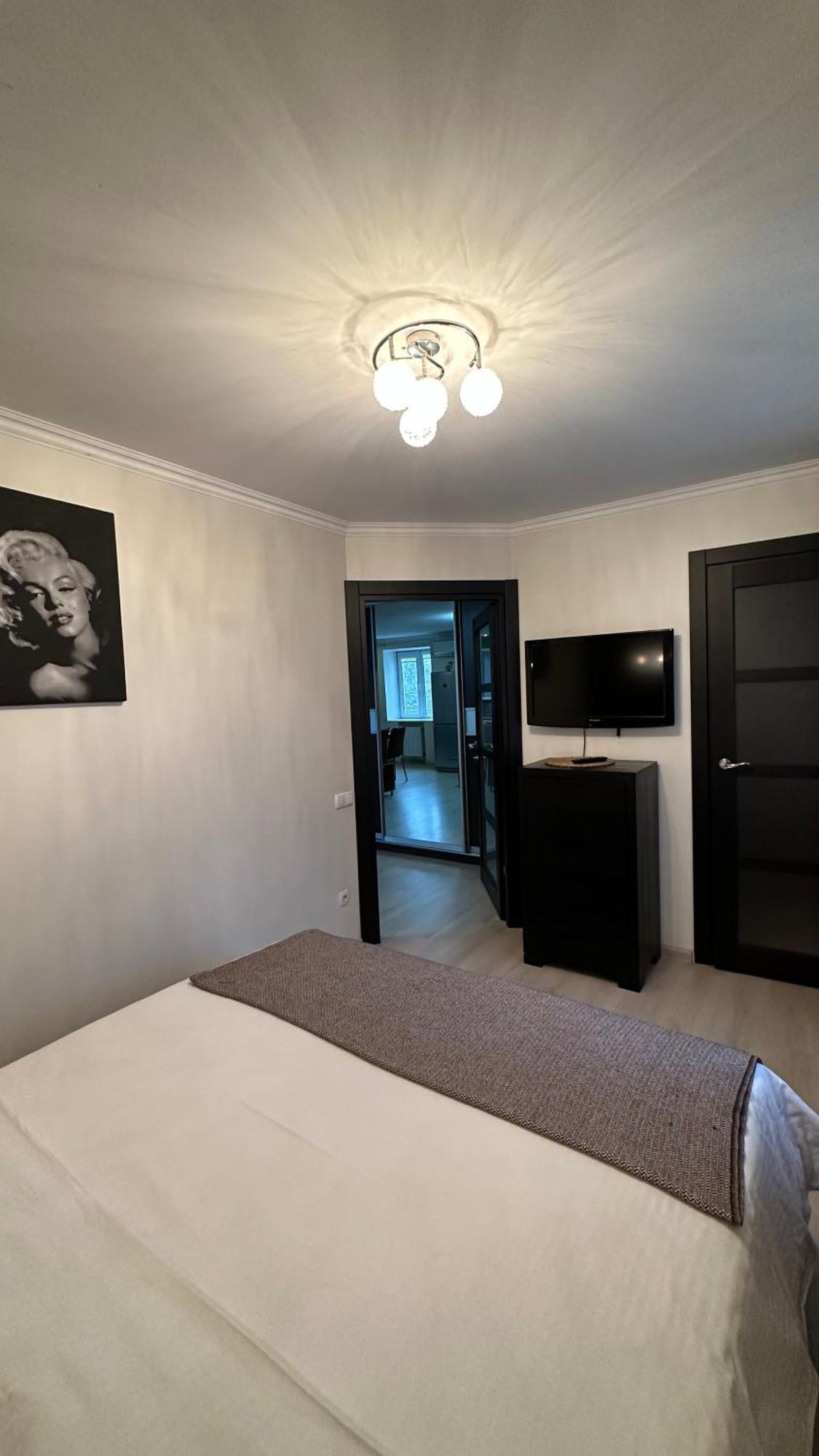 Apartment On Nauki Avenue 102 Dnipro Bagian luar foto