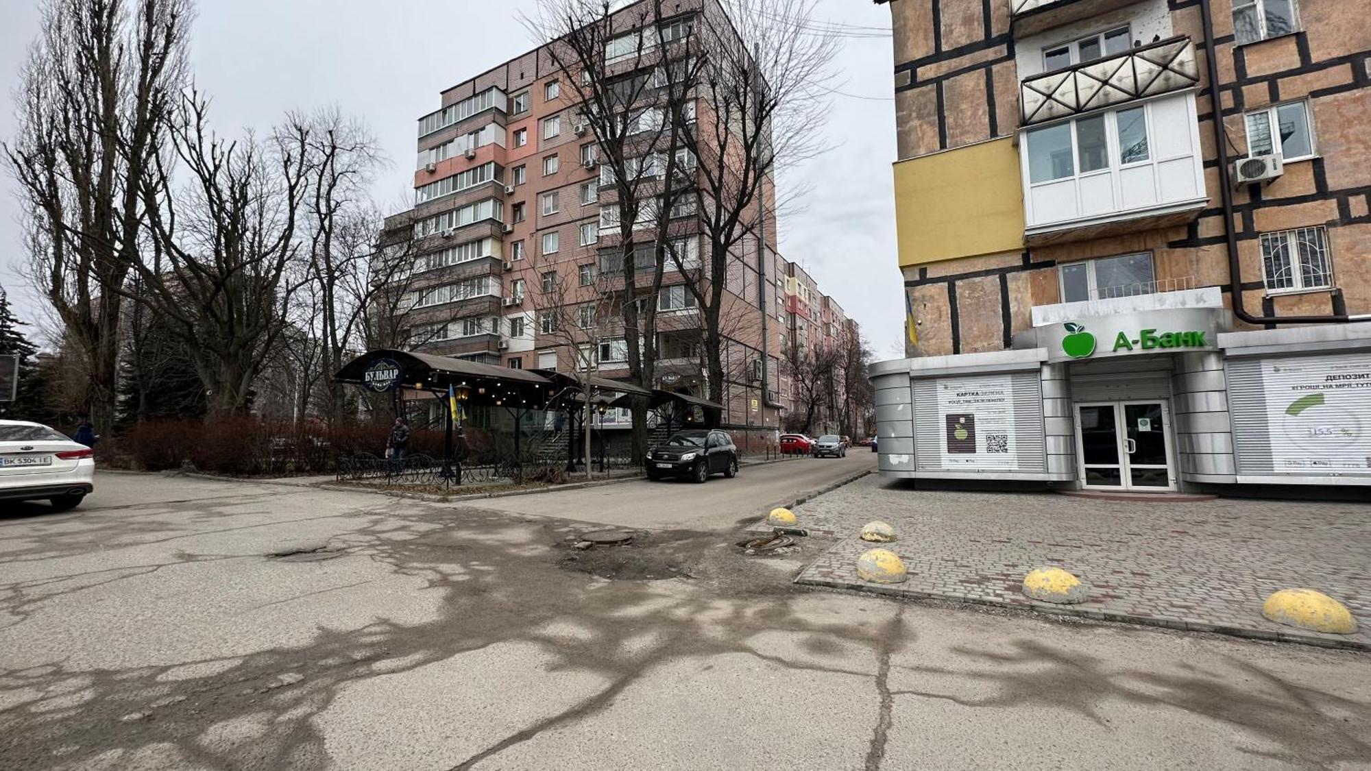 Apartment On Nauki Avenue 102 Dnipro Bagian luar foto