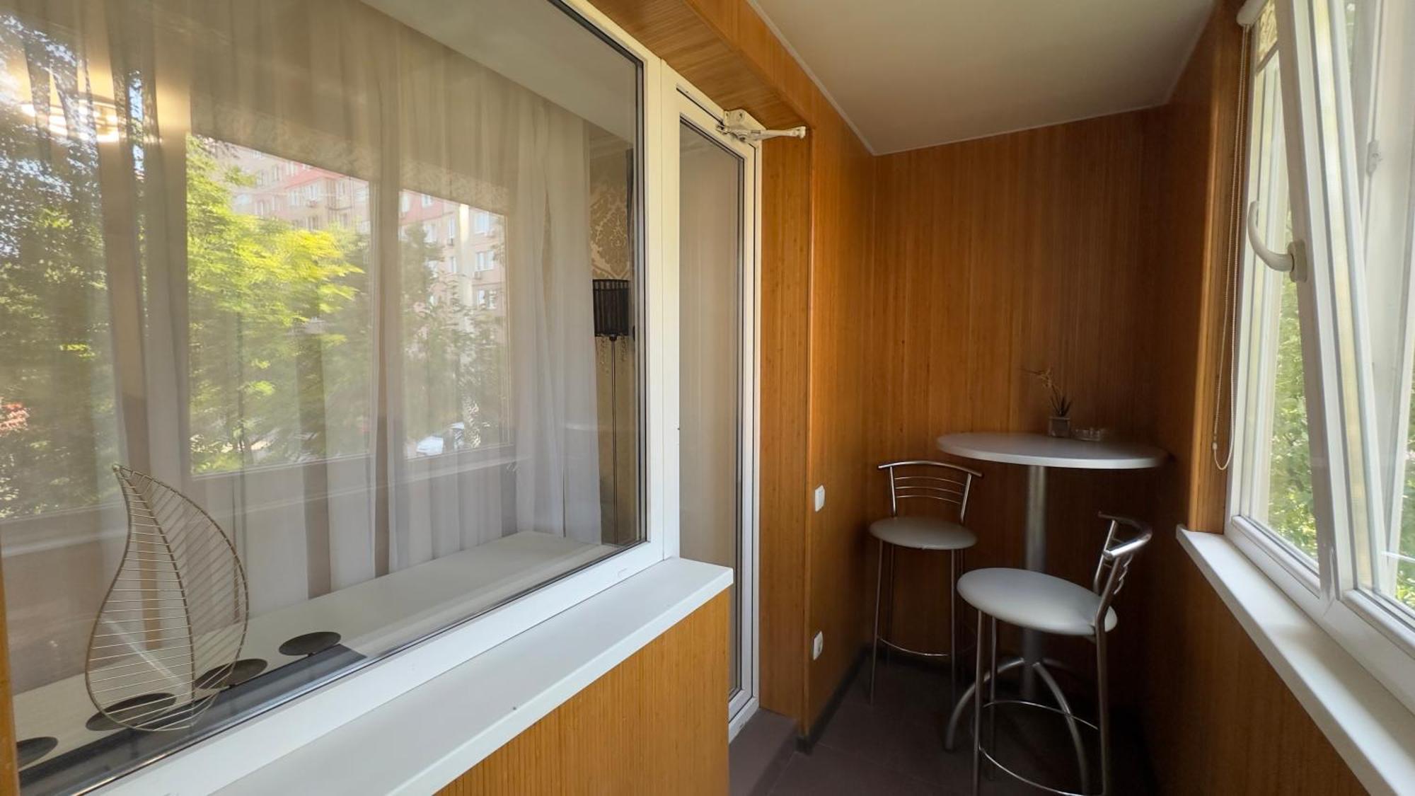 Apartment On Nauki Avenue 102 Dnipro Bagian luar foto