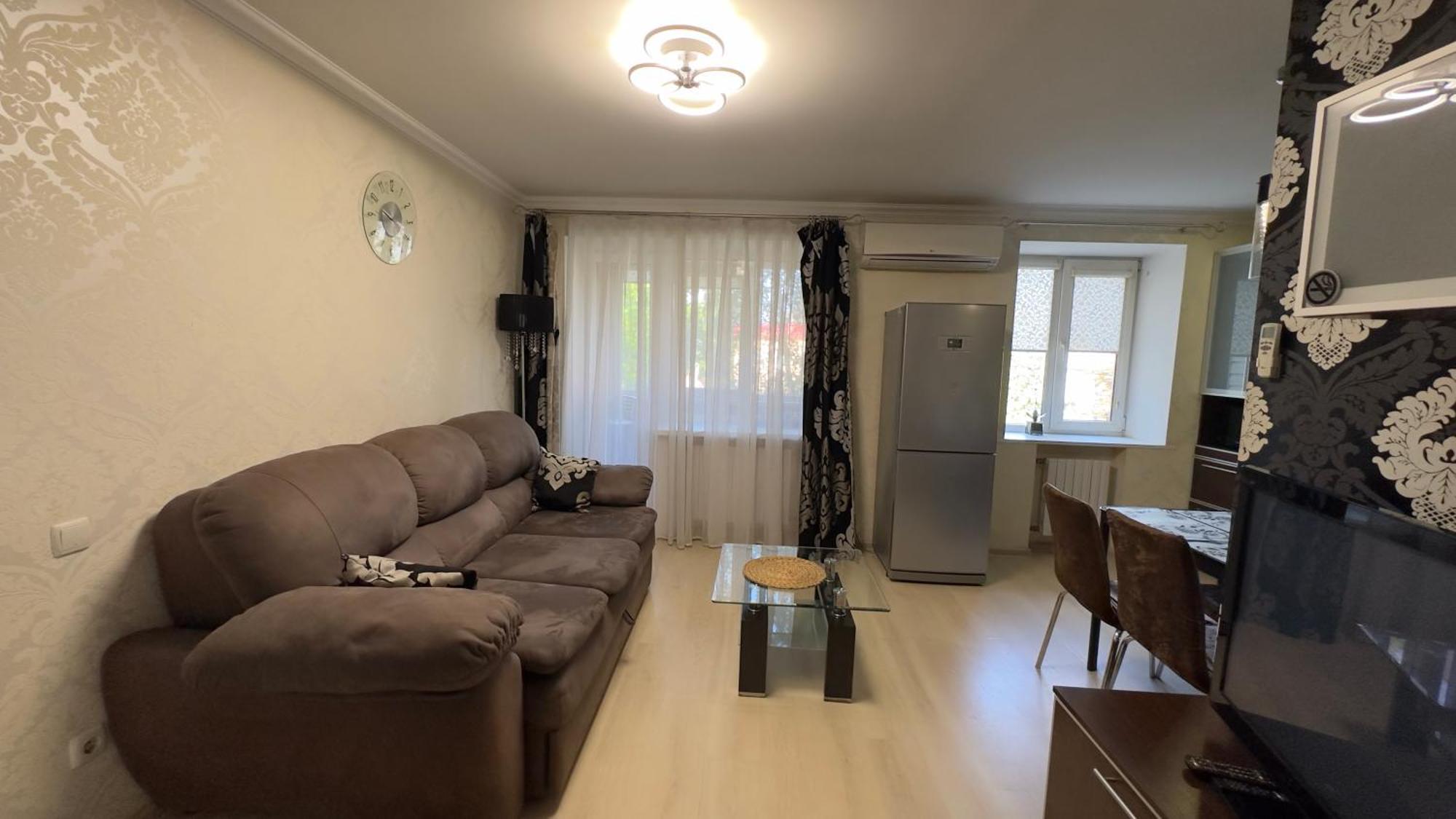 Apartment On Nauki Avenue 102 Dnipro Bagian luar foto